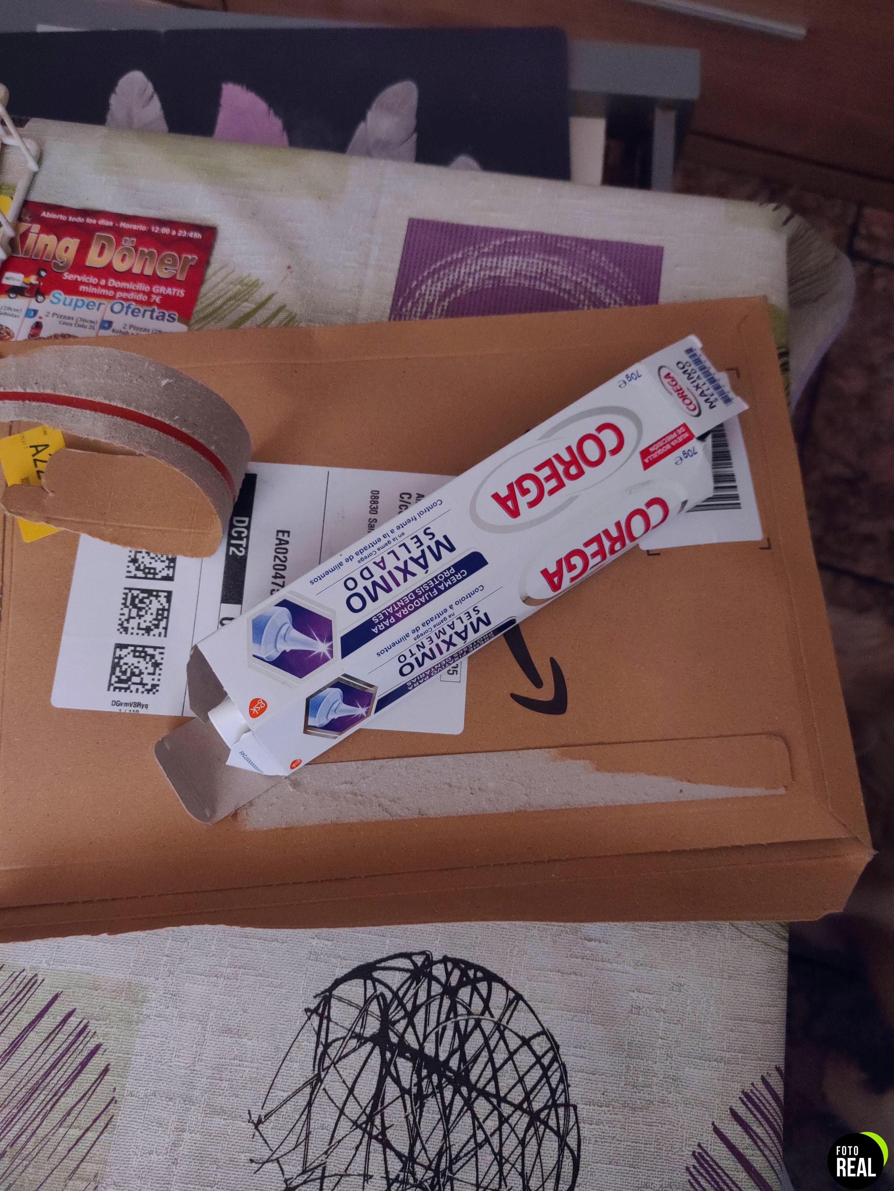corega-crema-fijadora-12-horas-70g-foto-2