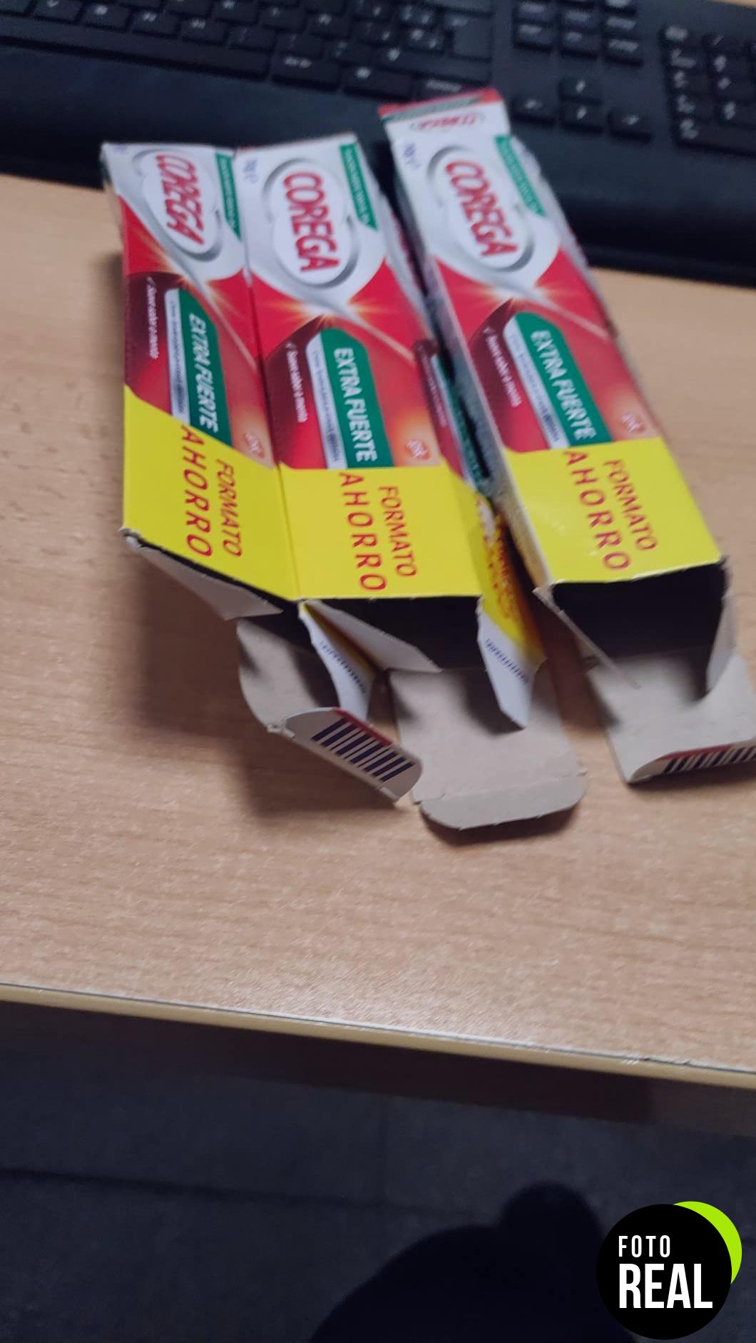 corega-crema-fijadora-menta-3u-foto-1